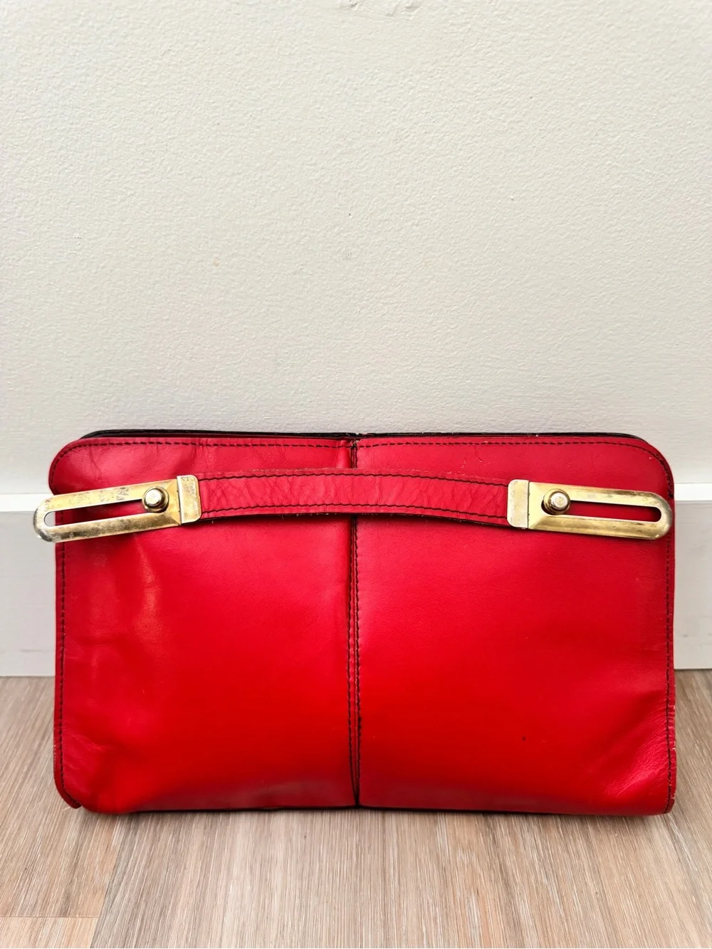 Vintage HYUK Red Leather Top Handle Clutch Purse USA Brass Hardware zip top bag